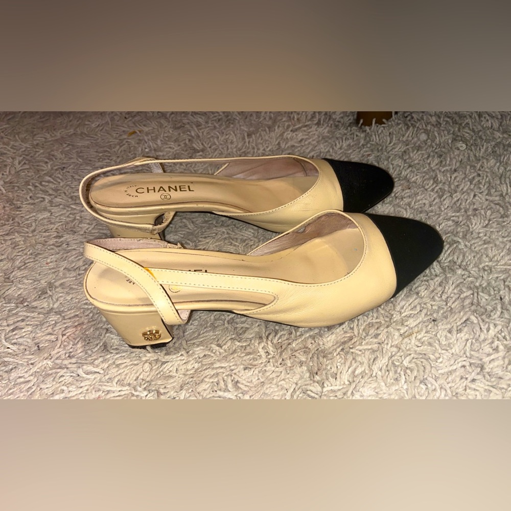 Chanel Slingback Pumps sz 40 7.5-8